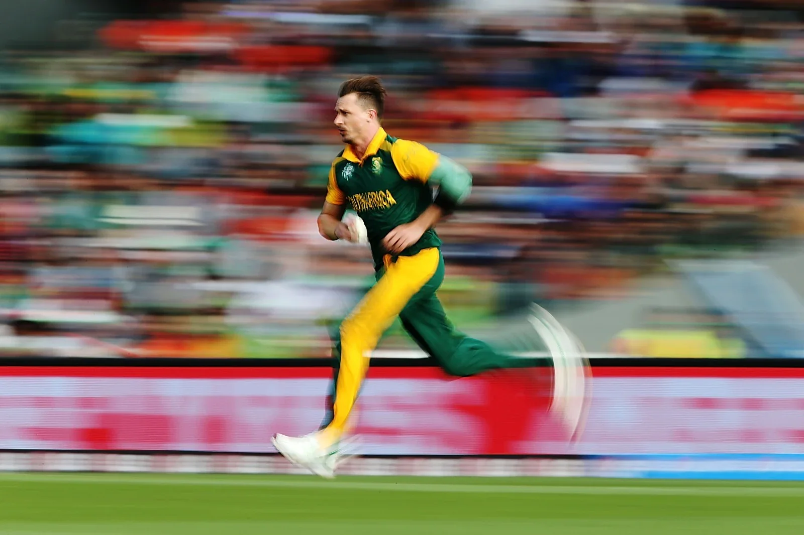 fastest-bowler