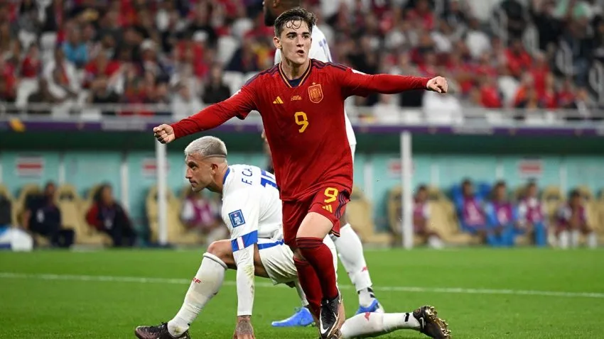 youngest players to score at the FIFA World Cup